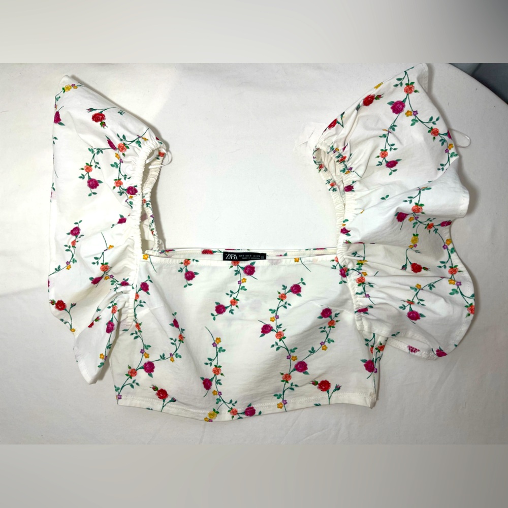 zara floral crop top, ruffle sleeve